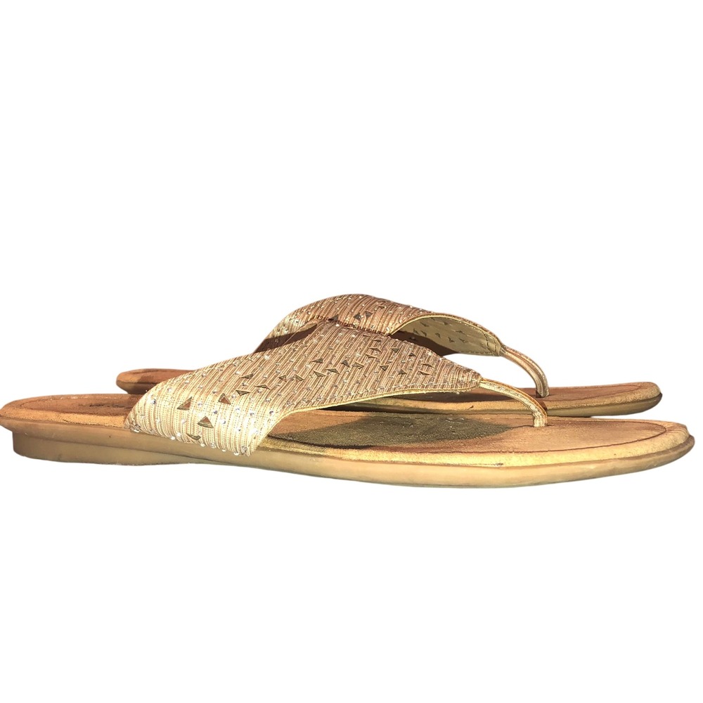 White Mountain Womens Size 12 Gold Laser Cut Thong‎ Sandals Flat Flip Flops